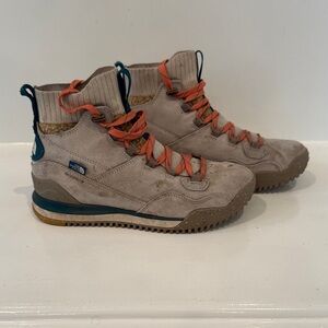 The North Face women’s hiking boots, hi top built in ‘sock’ ankle, size 8.5